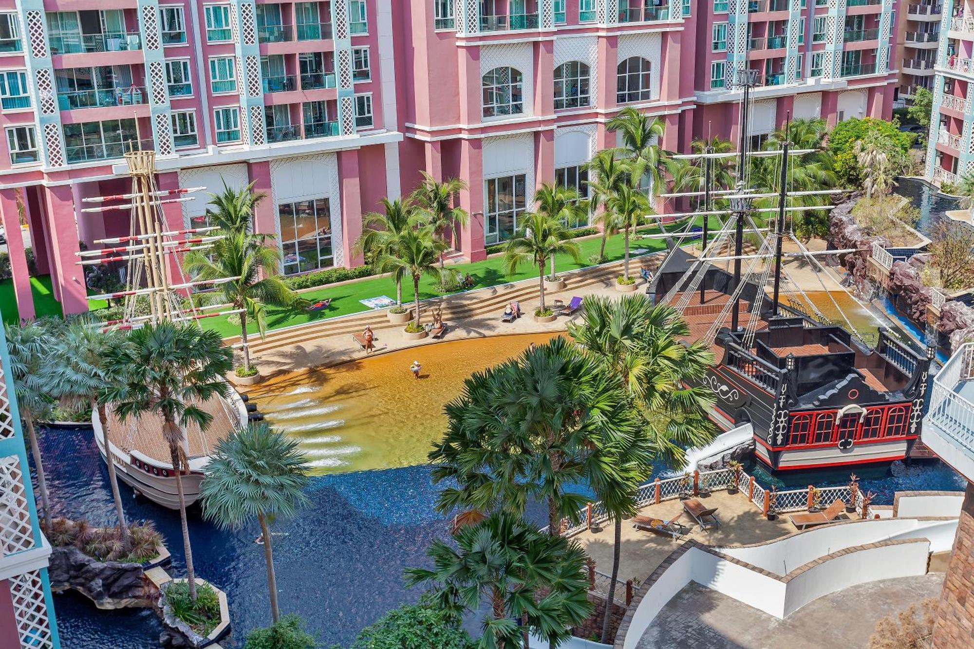 Grande Carribean L Family Stay L Pattaya L Luxury Views & Comfort Номер фото